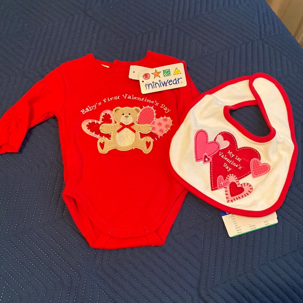 Mini wear ‘baby’s first Valentines day’ outfit with matching reversible bib